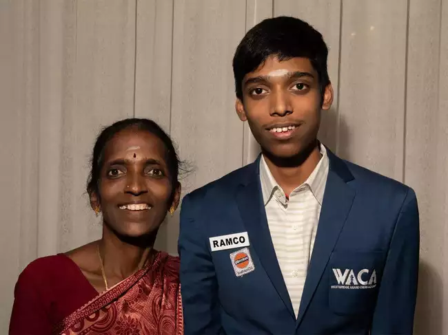 Grandmaster R. Praggnanandhaa's mother Nagalakshmi's picture went viral, and Snapdeal Co-founder Kunal Bahi Demands A Documentary On Him