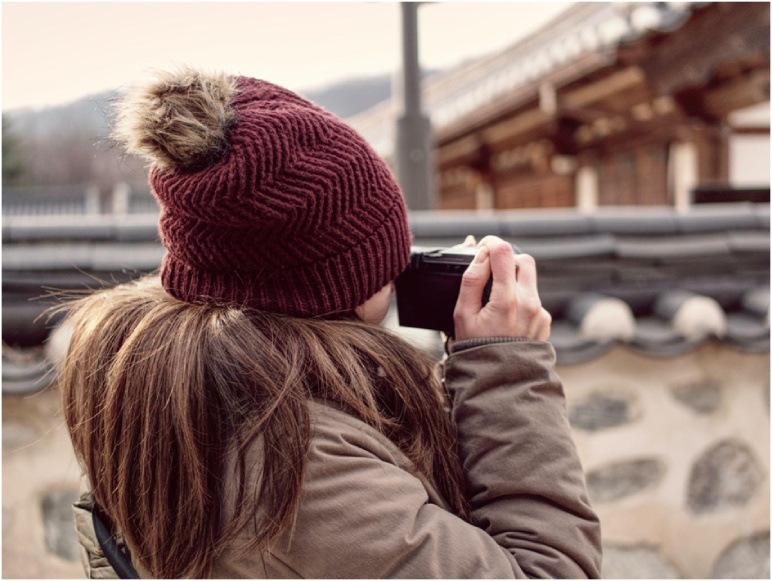 Capture The Moment: Photography Apps And Tools For Solo Female Travelers In Korea