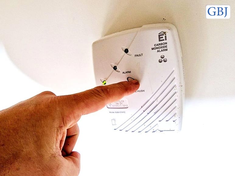 Carbon Monoxide Detector Maintenance Tips